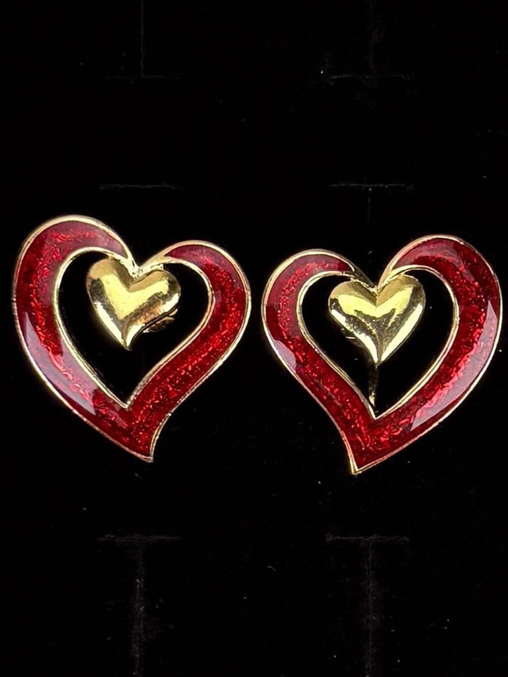 Vintage red and goldtone, heart-shaped clip on earrings